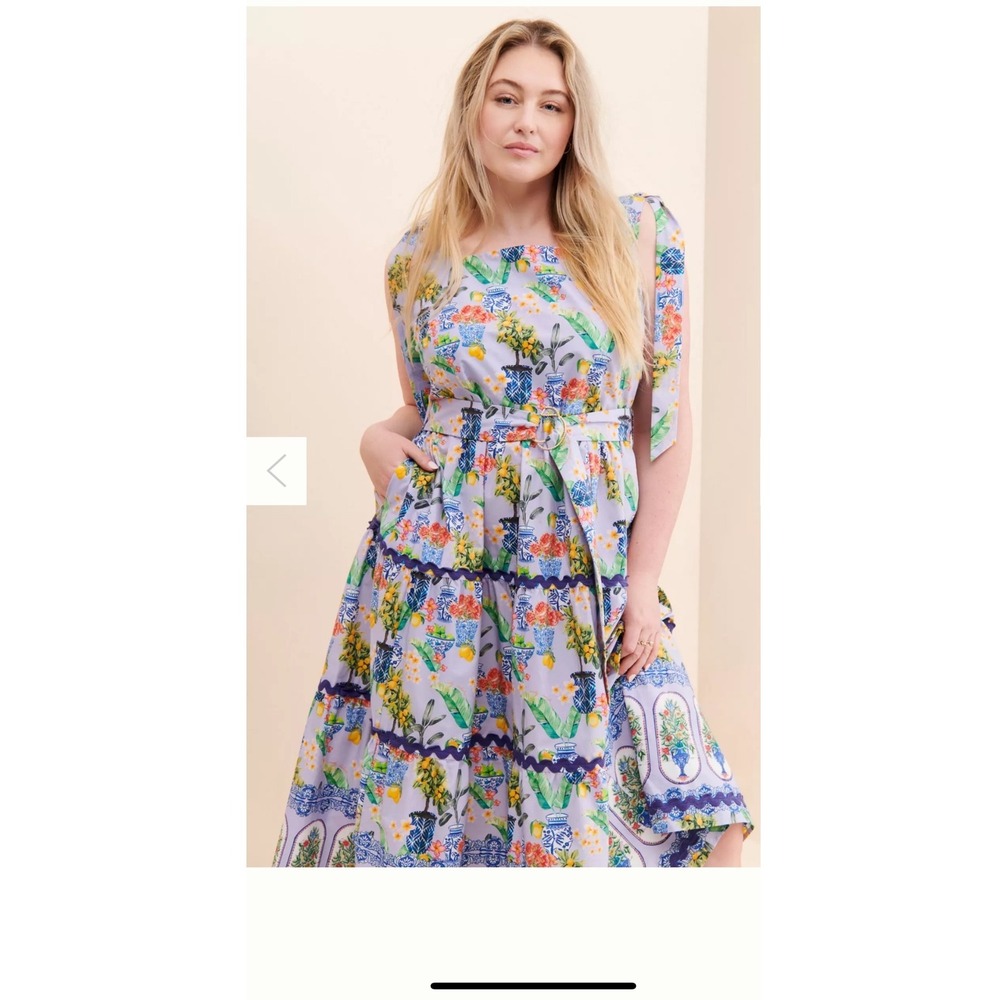 Anthropologie x Emily Lovelock Tiered Vase‎ Dress Lavender Floral Belted M
